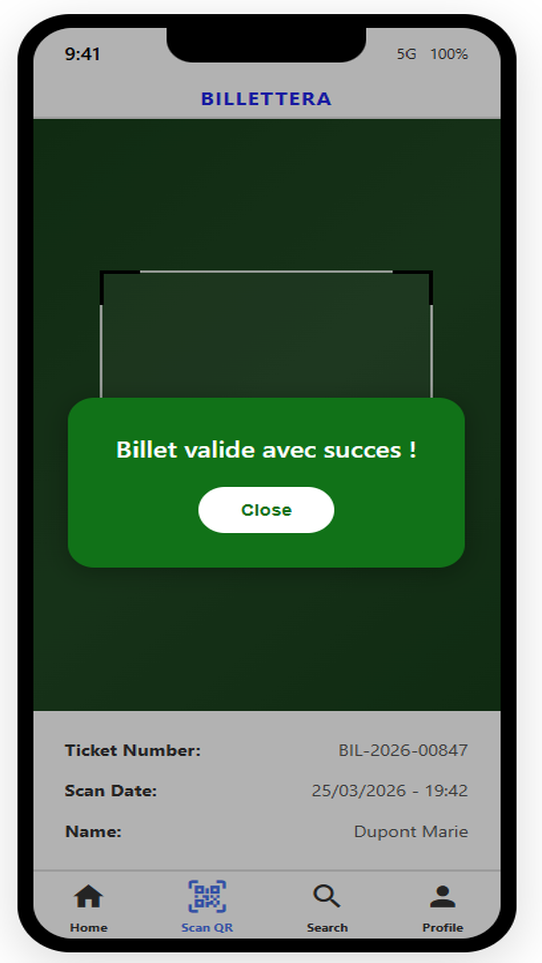 Caméra de scan avec le message vert « Billet valide avec succès » et le détail du billet